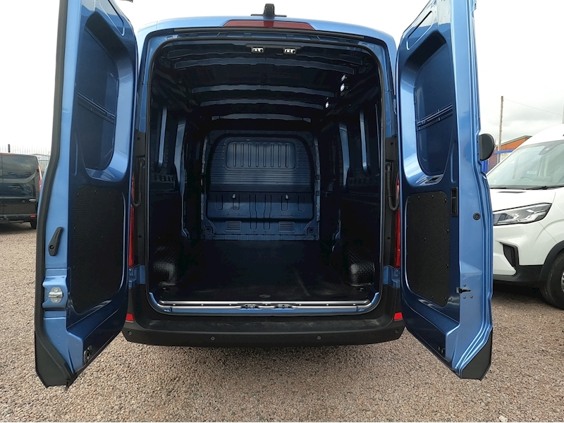 MAXUS DELIVER 9 LWB DIESEL FWD 2.0 D20 163 Lux High Roof Van